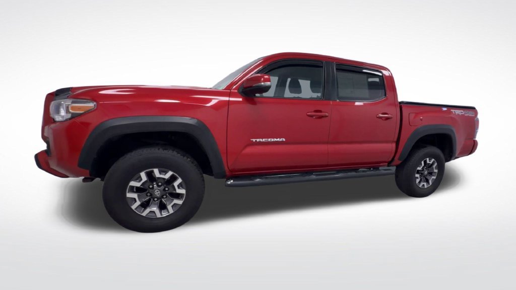 Used 2020 Toyota Tacoma TRD Off-Road w/ Technology Package AWD/4WD image 18