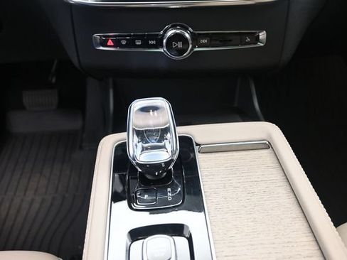 Certified 2026 Volvo XC90 T8 Core w/ Protection Package Premier AWD/4WD image 13