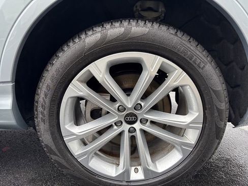 Used 2025 Audi Q7 3.0T Premium Plus image 41