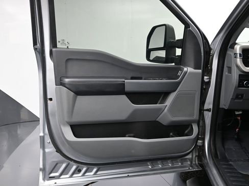 Used 2024 Ford F350 XLT image 10