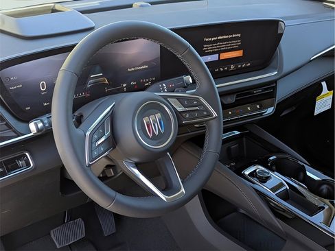 New 2025 Buick Envision Preferred image 12