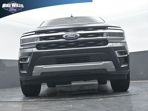 Certified 2022 Ford Expedition Limited RWD image 18