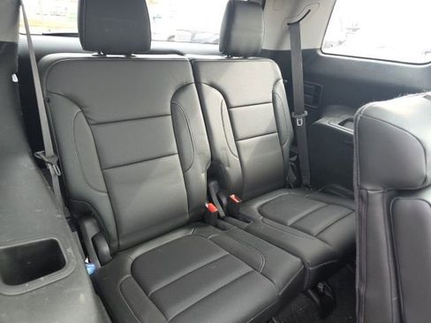 Used 2017 GMC Acadia SLT image 21