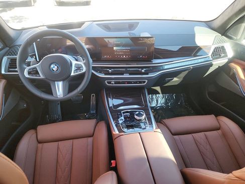 New 2026 BMW X5 xDrive50e w/ Executive Package AWD/4WD image 25
