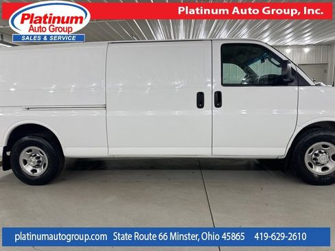 Used 2018 Chevrolet Express 3500 Work Van w/ Driver Convenience Package image 6