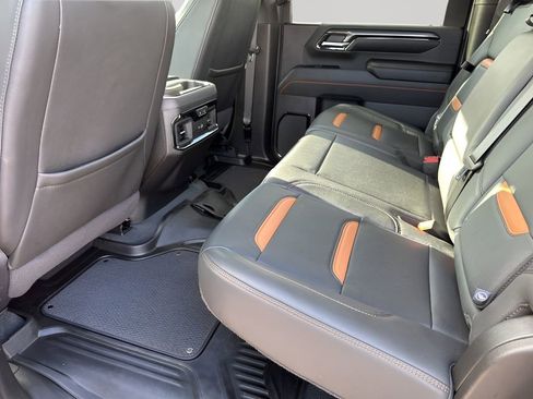 Used 2024 GMC Sierra 2500 AT4 w/ AT4 Premium Plus Package image 20