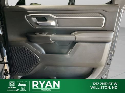 Used 2025 RAM 1500 Big Horn AWD/4WD image 43
