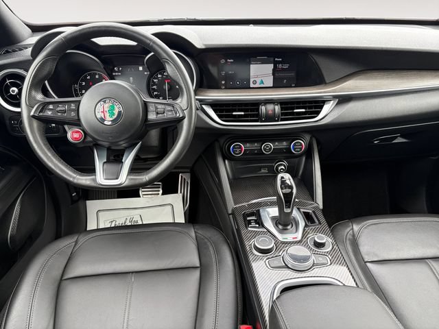 Used 2023 Alfa Romeo Stelvio Ti w/ Active Assist Plus Package AWD/4WD image 10