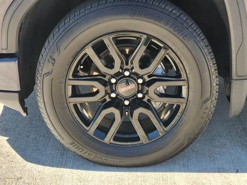 Certified 2024 GMC Sierra 1500 Elevation image 10