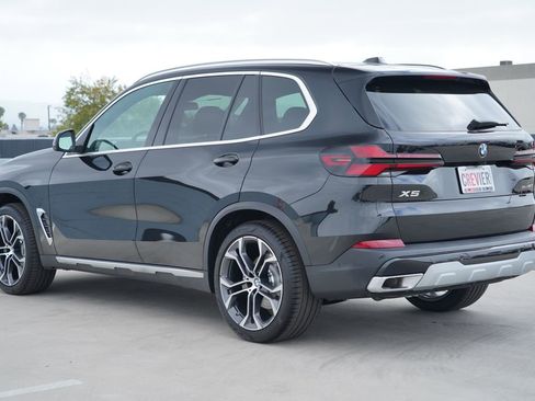 New 2026 BMW X5 sDrive40i w/ Climate Comfort Package RWD image 7