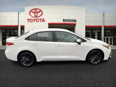 Certified 2024 Toyota Corolla SE image 6