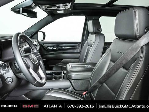 Used 2024 GMC Yukon XL Denali image 6