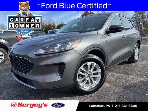 Certified 2022 Ford Escape SE w/ Cold Weather Package image 1
