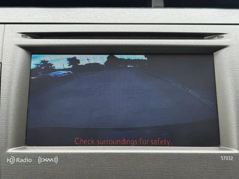 Used 2015 Toyota Prius Three FWD image 19