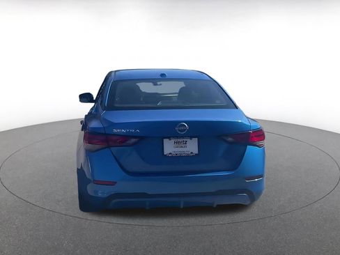 Used 2025 Nissan Sentra SV image 11
