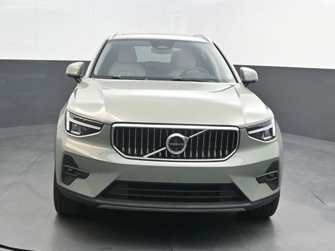 Certified 2023 Volvo XC40 B5 Plus w/ Driver Assist Package image 10