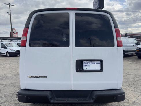 Used 2020 Chevrolet Express 2500 w/ Safety Package image 5
