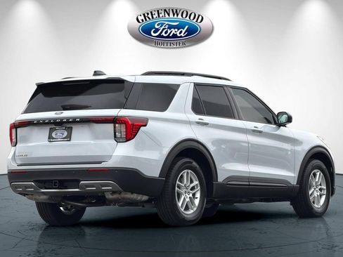 New 2026 Ford Explorer Active w/ Active Comfort Package RWD image 4