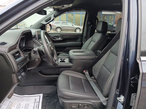 Used 2024 Chevrolet Tahoe LT w/ Luxury Package image 6