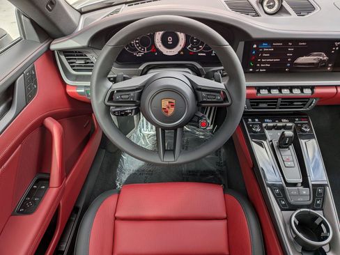 New 2026 Porsche 911 Carrera 4S image 15
