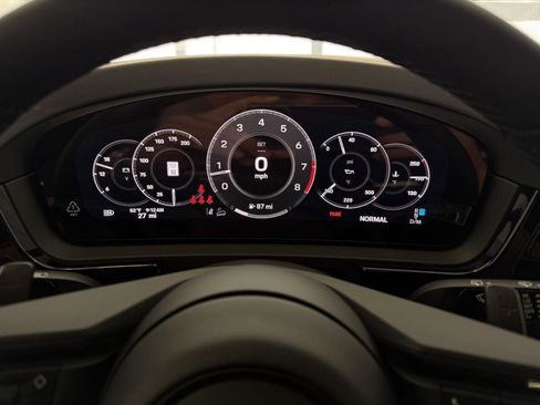 New 2026 Porsche Cayenne S image 21