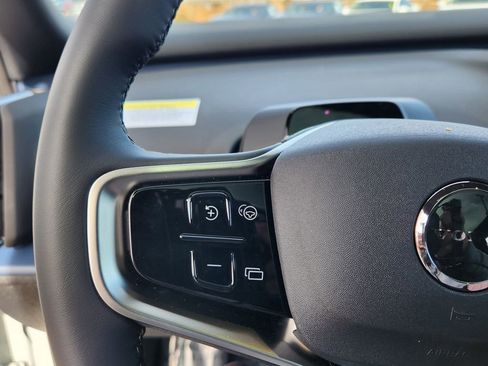 New 2026 Volvo EX30 Plus w/ Climate Package image 16