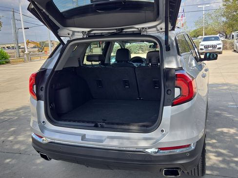 Certified 2020 GMC Terrain SLT w/ Preferred Package FWD image 23