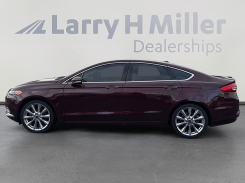 Used 2017 Ford Fusion Platinum image 2