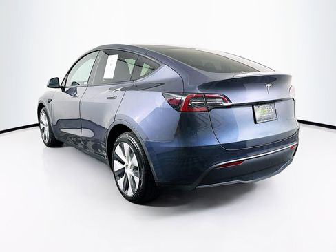Used 2023 Tesla Model Y Long Range AWD/4WD image 5
