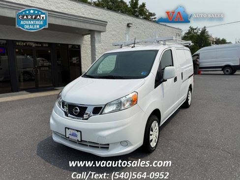 Used 2017 Nissan NV200 SV w/ Technology Package FWD image 1