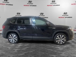 Used 2022 Volkswagen Taos SE video 3