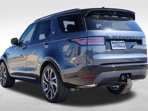 Certified 2025 Land Rover Discovery Dynamic SE AWD/4WD image 8