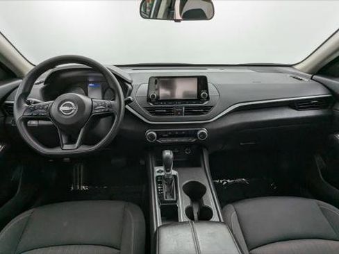 Used 2024 Nissan Altima 2.5 S image 24