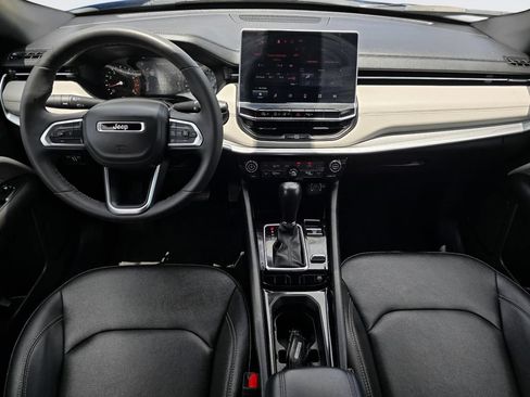 Used 2025 Jeep Compass Limited AWD/4WD image 12