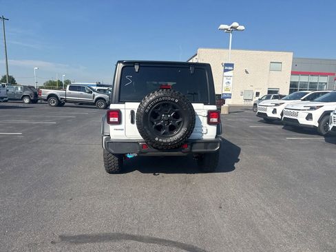 Used 2023 Jeep Wrangler Unlimited w/ 8.4" Radio Group AWD/4WD image 3