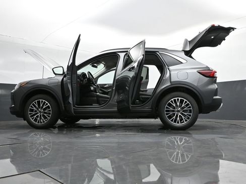 New 2024 Ford Escape SE FWD image 31