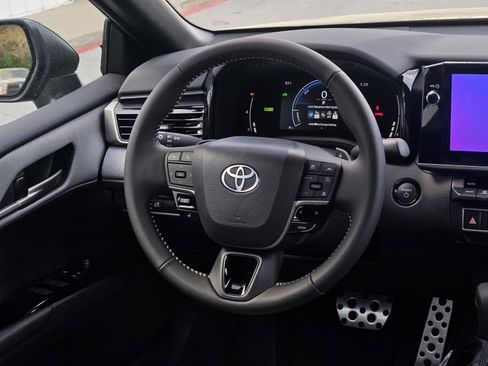 New 2026 Toyota Camry SE (Natl) FWD image 14