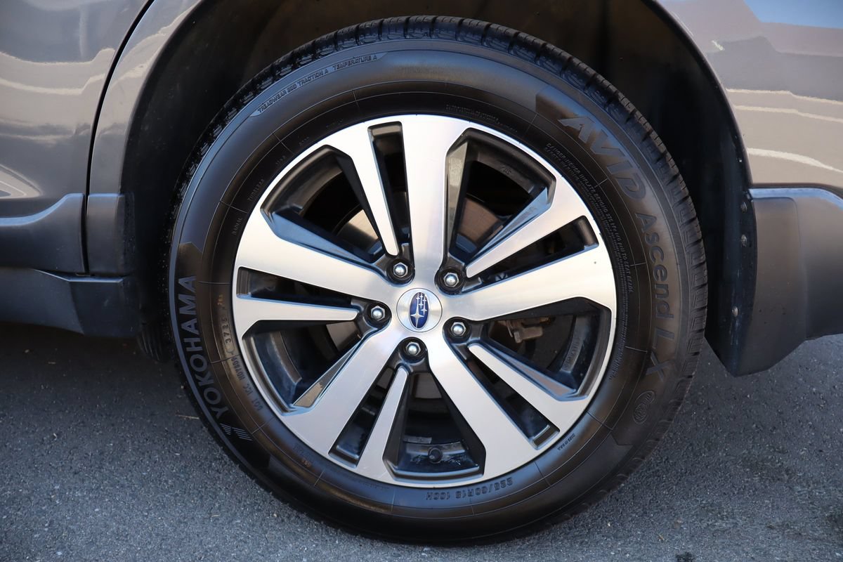 Used 2018 Subaru Outback 3.6R Limited AWD/4WD image 43