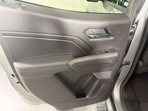 Used 2024 GMC Canyon Elevation w/ Elevation Premium Package RWD image 24