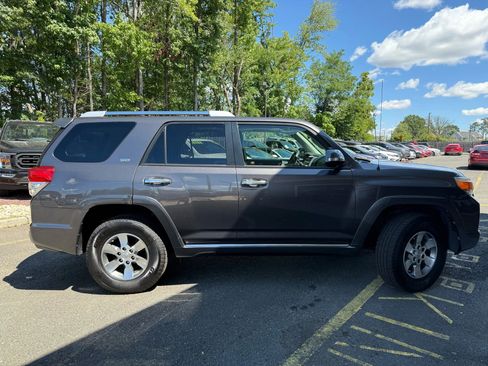 Used 2010 Toyota 4Runner SR5 image 7