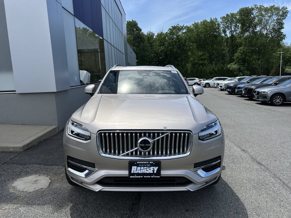 Used 2023 Volvo XC90 B6 Plus AWD/4WD image 3
