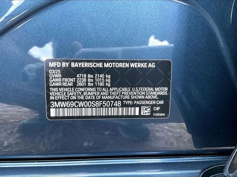 Certified 2025 BMW 330i Sedan RWD image 33
