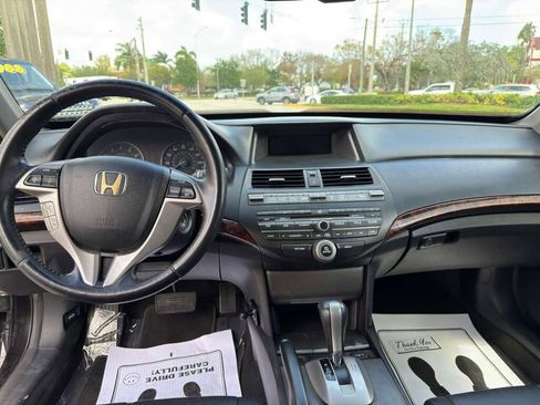 Used 2010 Honda Crosstour EX-L image 15