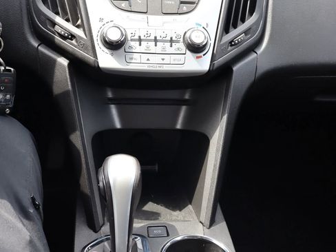 Used 2015 Chevrolet Equinox LT w/ Driver Convenience Package image 12