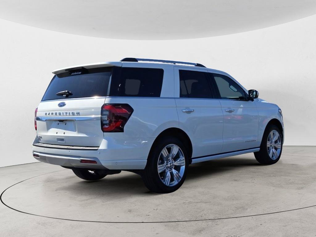 Certified 2024 Ford Expedition Platinum AWD/4WD image 3