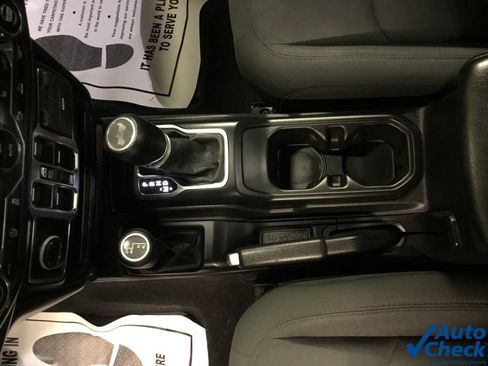 Used 2021 Jeep Wrangler Unlimited Sport AWD/4WD image 56