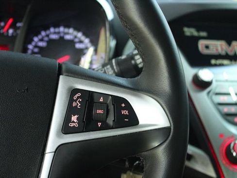 Used 2015 GMC Terrain SLE FWD image 16