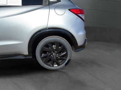 Used 2021 Honda HR-V Sport image 17