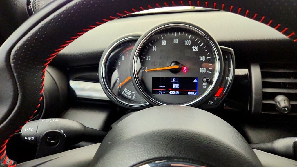 Used 2019 MINI Cooper S w/ Premium Package FWD image 15