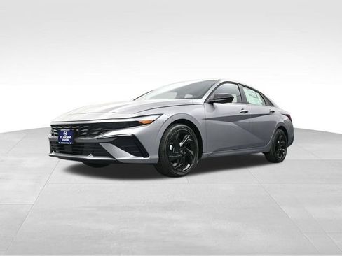 New 2026 Hyundai Elantra SEL Sport image 32